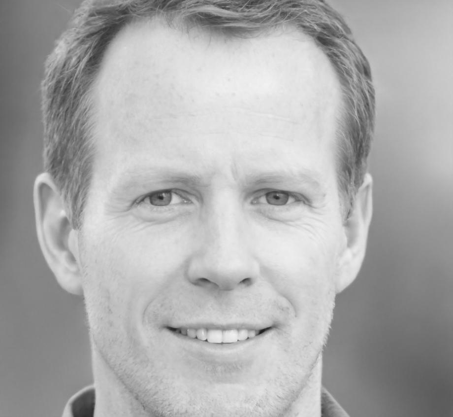 Dimitri Volkov, Corporate Finance Manager